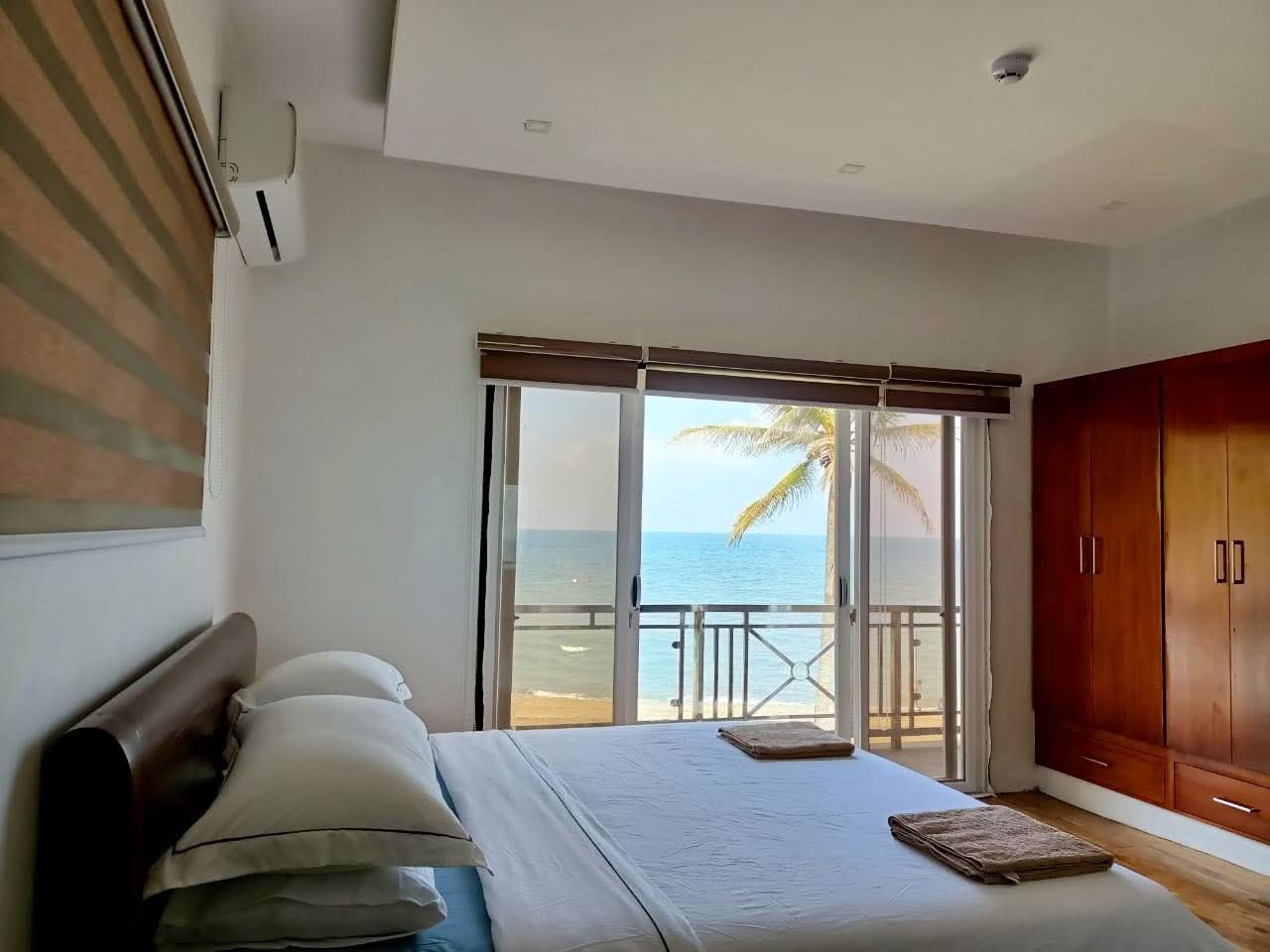 Premium ocean suite with panoramic view